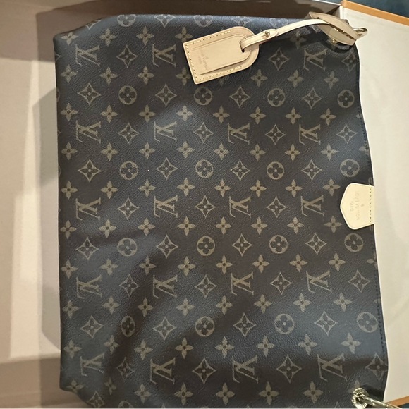 Authentic Louis Vuitton Graceful MM Bag - Picture 7 of 7